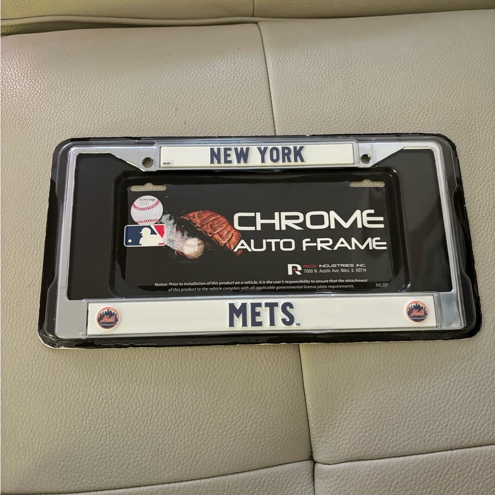 MLB New York NY Mets  Chrome Metal License Plate Frame New